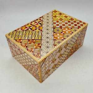 36 steps Yosegi 5 sun (150mm/6.0inch) Japanese Puzzle box (Himitsu-bako) by Hiroyuki Oka