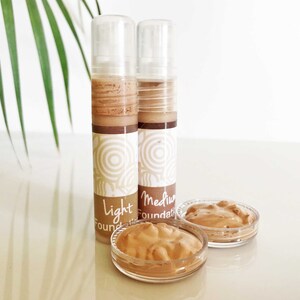 Two cream foundation samples, natural foundation makeup, mineral foundation, liquid foundation, light coverage makeup in light and medium image 2