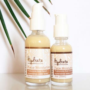 Non-greasy Hyaluronic Acid Moisturizer for face. The Serum has clear, fast-absorbing texture that works as a perfect hydrating base under makeup.