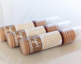 Natural Liquid Foundation Sample: Light Shade, Fair and Light Skin