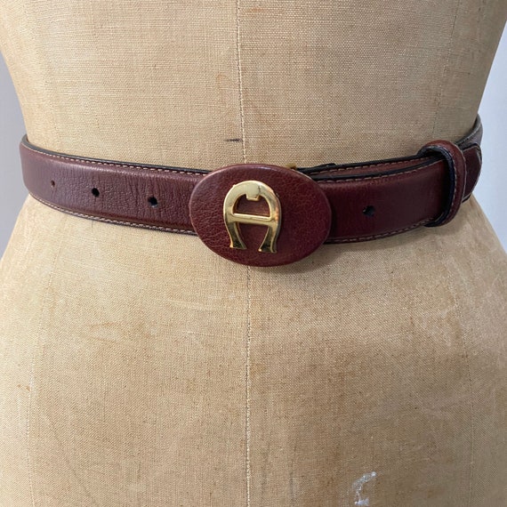 etienne aigner belt