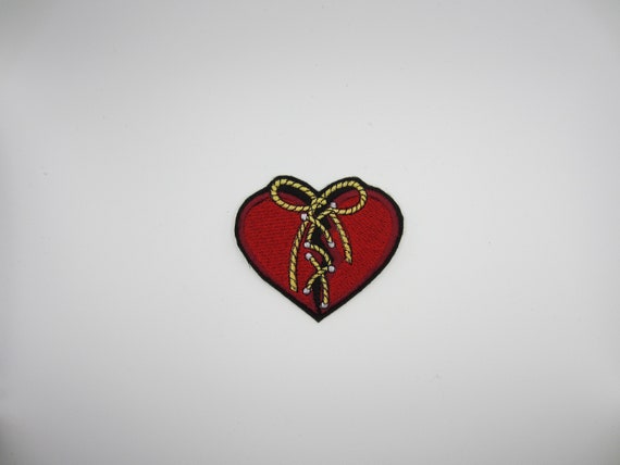 Embroidered Broken Heart Iron on Patch, Iron on Patch, Heart Patch, Broken  Heart, Heart Applique -  Denmark