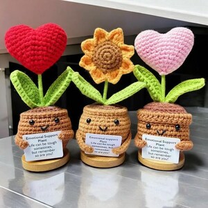 Hand-Woven Flower Doll Decor with Positive Energy Card - Home Room Gift