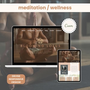 Può includere: Un computer portatile che mostra un sito web per un'azienda di meditazione e benessere chiamata "Blooming Lotus". Il sito web ha un menu con link a "Informazioni", "Meditazioni", "Programmi", "Blog", "Eventi" e "Contatti". Il sito web presenta anche un logo a forma di fiore di loto e un testo che recita "Nunc Sisl Elit, Luctus Cra Nisl Quis, Interdum Sollicitudin Lectus".