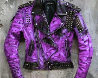 Chaqueta de cuero estilo motociclista morada con tachuelas, personalizada para mujer – Abrigo de motociclista punk rock pintado a mano, pieza única que marca tendencia