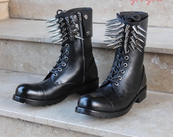 Botas de combate de cuero negro con tachuelas para hombre: botas punk góticas con púas, con cremallera y cordones, calzado alternativo hecho a mano.