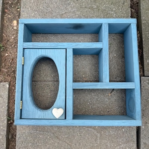 Vintage Hölzerne Blaue Herz Knauf Tür Schmuckstück Tchotchke Hängen Wandregal 16x14