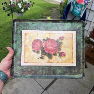 Vintage grünes viktorianisches Blumen Labrazel Made in Italien dekoratives Tablett 12x24,5 cm