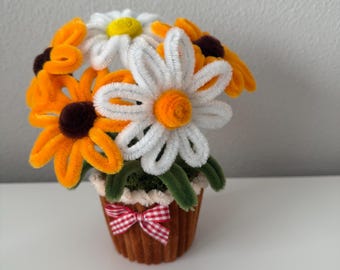 Handmade Pipe Cleaner Mini Pot –  Pipecleaner Daisy, Lavender , Gerbera, Sunflower Flower - Fuzzy Flower