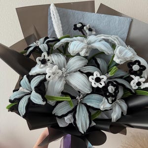Handmade Pipe Cleaner Pastel Lily Bouquet- Medium size, Pipecleaner Flower . image 15
