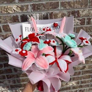 Handmade Pipe Cleaner Pastel Lily Bouquet- Medium size, Pipecleaner Flower . image 13