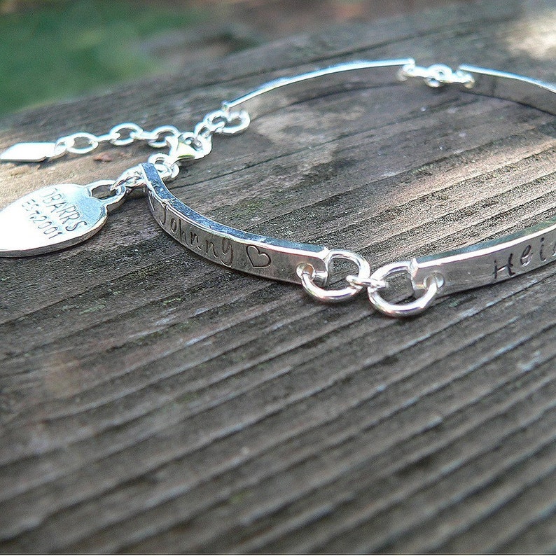 Stamped Sterling Silver Hand Hewn Link Bracelet with Heart Charm Font Customize Words Thick Message Bracelet Forever quality