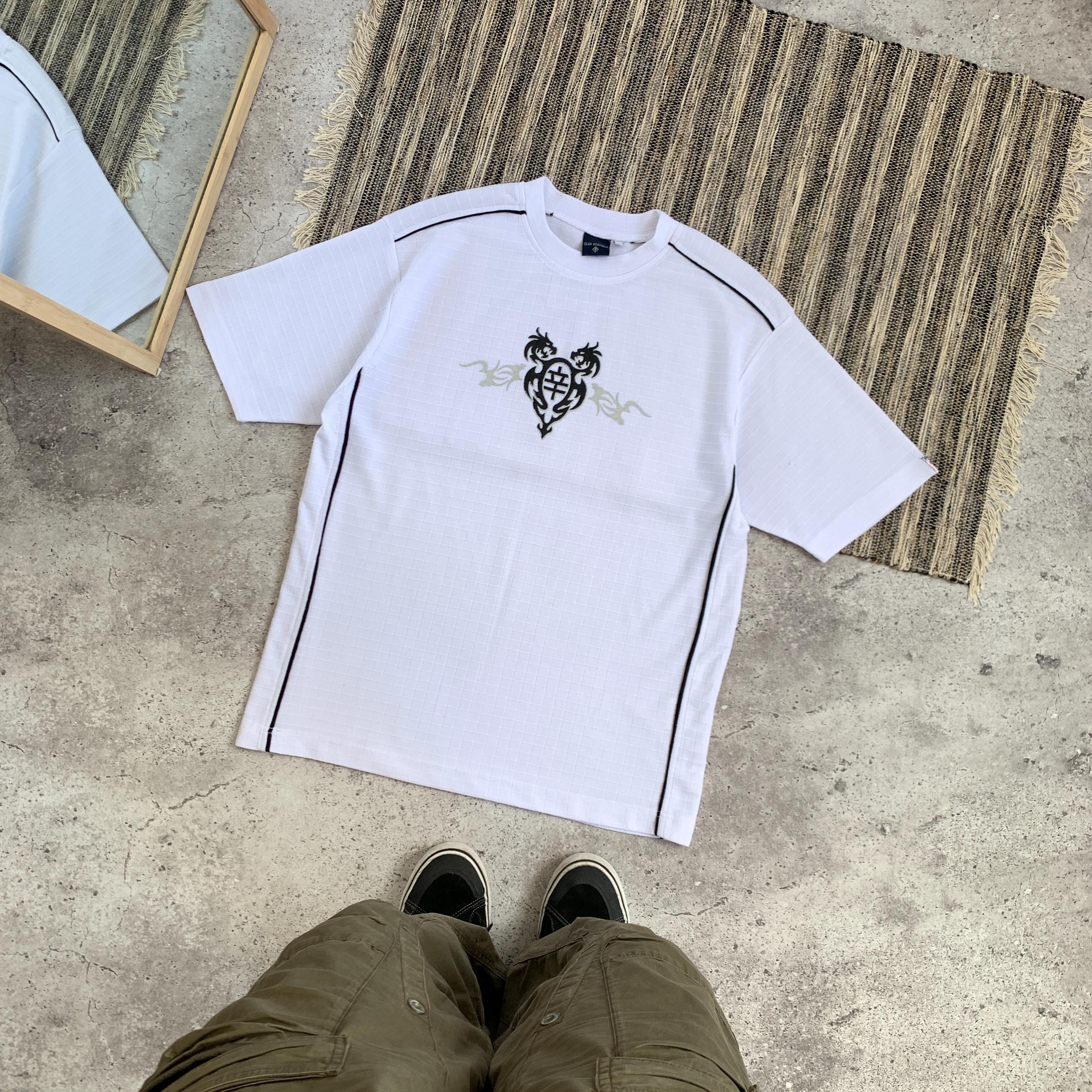 トップス archive 00s jaded tattoo design t-shirt archive 00s jaded tattoo design t-shirt