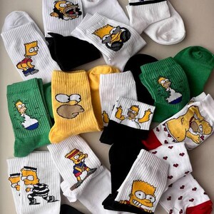 Funny Simpsons sokkenset - kleurrijke cartoon sokken - hoge crew sokken - uniseks cadeau - Simpsons herensokken, cadeau-idee voor mannen, mannen leuke sokken