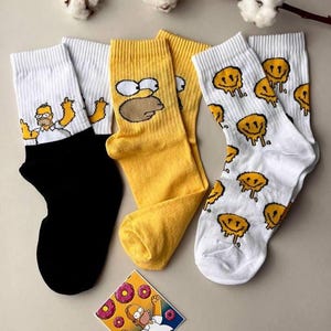 3-Pack Simpsons Socks for Men, Funny Men Socks, Size 40-45, Fun Men’s Gift Idea, Cartoon Socks for men, Gifts for Him, High Adult Socks