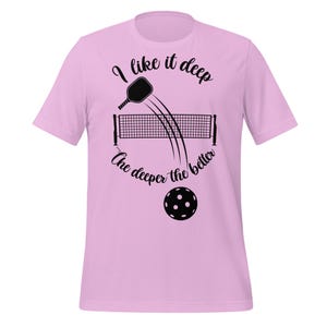 Camiseta unissex de pickleball com saques e devoluções profundos