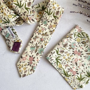 Floral Skinny Ties for Wedding Wildflower Necktie Summer Wedding Slim Neck Tie for Groom Groomsmen Floral Pocket Square Wedding Accessories