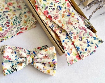 Floral Bow Tie Wedding Wildflower Groom Bowtie Best Man Pocket Square Groomsmen Accessories Wedding Pageboy Bow tie Ring Bearer Bow tie