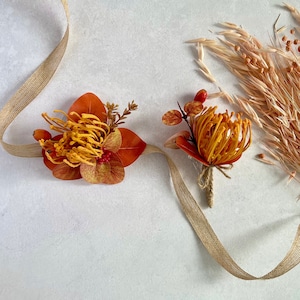 Rust Buttonhole and Corsage Set Burnt Orange Autumn Wedding Boutonnières for Prom Rustic Wrist Corsage Rustic Wedding Buttonholes