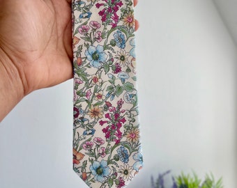 Hand Painted Floral Ties for Wedding Botanical Flower Necktie Spring & Summer Wedding Neck Tie Groom Groomsmen Floral Tie and Pocket Square