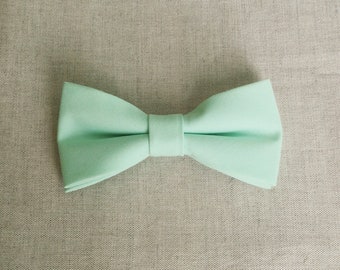 Mint Cotton Bow tie, Plain BowTie, Solid Mint Bow tie, Bow Tie for Wedding, Mens Bow Tie, Groom Groomsmen Bow Tie, Kid Bow Tie, Baby  tie