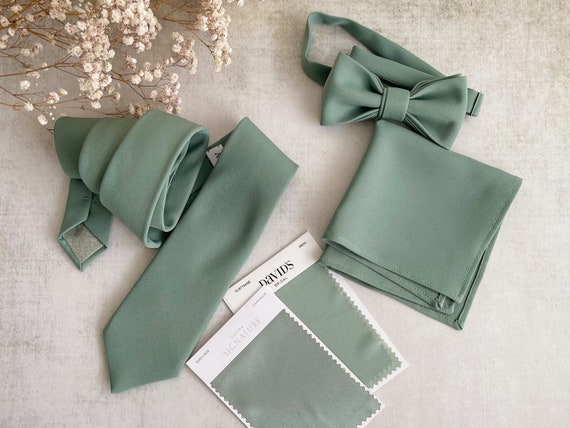 Dusty Sage David's Bridal tie, Plain Green Wedding Necktie, Tie for Groom, Groomsmen Bowtie, Men Bow tie, Kid Bow tie, Pocket Square