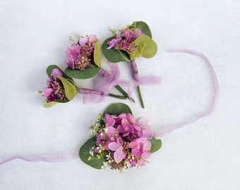 Boutonnière d’hortensia violet, Corsage de poignet d’hortensia, Boutonnière pourpre lilas, Groom & Groomsmen Boutonnière, Corsage pour bal de promo