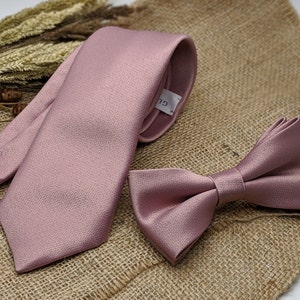 Mauve Semi Skinny Neck Tie, Men’s Plain Mauve Bow Tie, Dusky Rose Wedding, Solid Necktie for Groom Groomsmen, Christmas Gift for Men