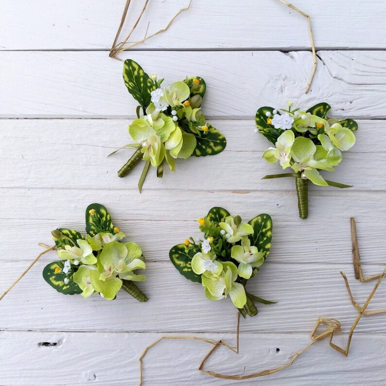 Beach Wedding Buttonhole for Groom /& Groomsmen Orchid Flower Wedding Buttonhole Orchid Boutonni\u00e8re Boutonni\u00e8re for Prom Flower Lapel Pin