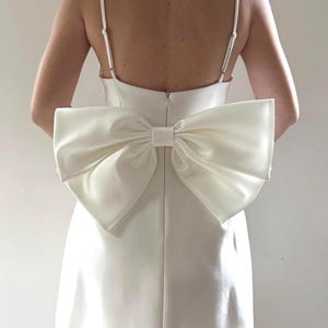 Wedding Dress Detachable Ivory Bow for Dress Bridal Back Bow Wedding Accessory Removable Bow Belt Custom Colour Bow for Dress