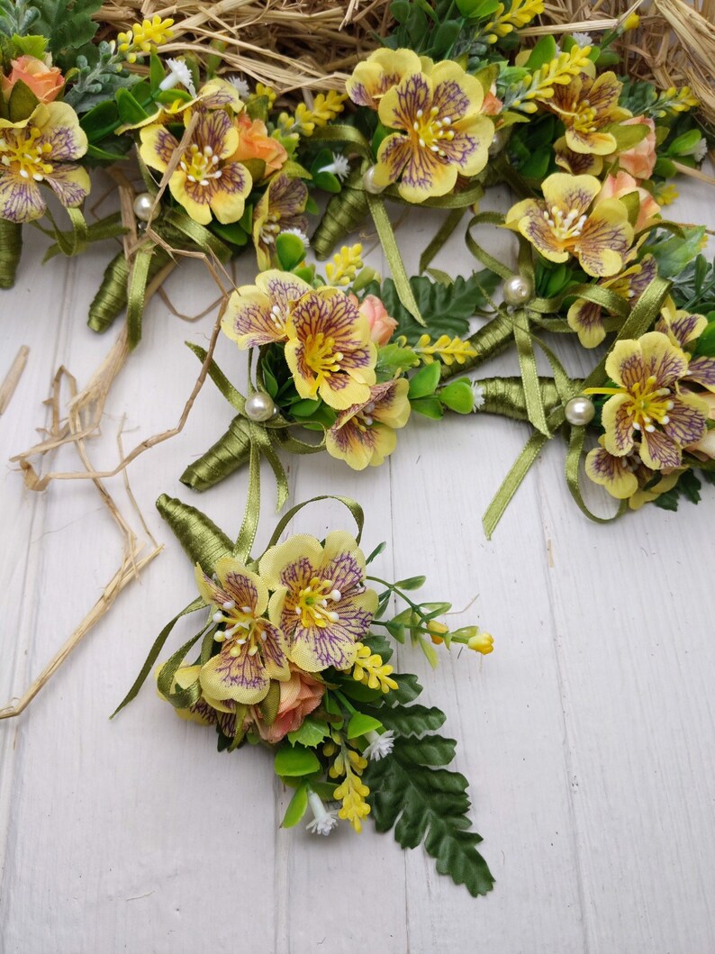 Buttonhole for Groom /& Groomsmen Boutonni\u00e8res Yellow Hellebore Boutonni\u00e8res Yellow Hellebores Flower Buttonhole Wild Flower Buttonhole