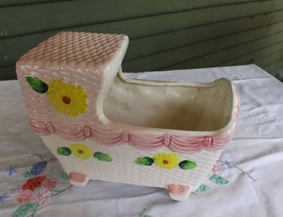 baby girl cradle