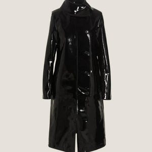 Svart vinylregnjacka för kvinnor – Glänsande vattentät trenchcoat – Lång glansig streetwear-ytterkläder -