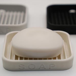 Minimalist Soap Dish – Engraved Bathroom Sink Holder for Bar Soaps & Modern Decor