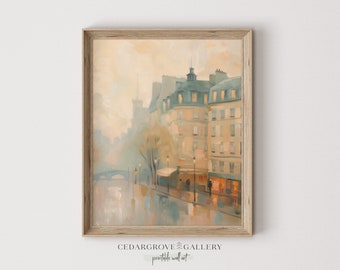 Puede incluir: Una pintura que representa una escena de calle parisina con edificios, un puente y un canal. Los edificios están pintados en tonos suaves y apagados de beige, amarillo y gris. El cielo es de un azul pálido con un toque de rosa. La pintura tiene un ambiente romántico y nostálgico.