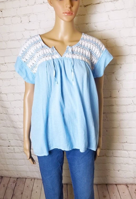 vintage 1970s red rainbow calico bell angel sleeve hippie peasant top festival handkerchief bandana crochet lace trim drawstring 70s Medium