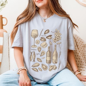 Sardine Shirt – Tinned Fish Shirt – Mediterranean Summer – Vintage Sardine Shirt – Ocean-Inspired Style – Unique Gift for Sardine Lovers