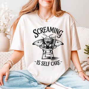 Mothman Shirt – Mothman Sweatshirt – Mothman Cryptid Shirt – Mothman Shirt Gift – Spooky Creature Shirt – Gift for Urban Legend, Horror Fans
