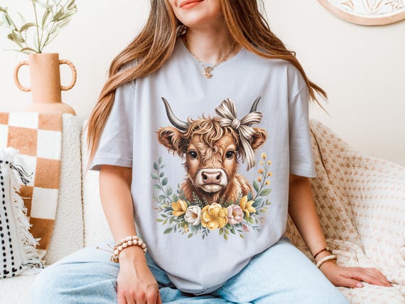 Cute Highland Cow Shirt – Highland Cow Sweatshirt – Farm Life Cow Shirt – Highland Cow Gifts – Cow Lover Gift Shirt – Farm Life Gift Idea