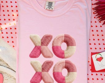 XOXO Faux Fur Valentine PNG, Faux Fur XOXO Valentine Design, Faux Love Art, Digital Download for Kids