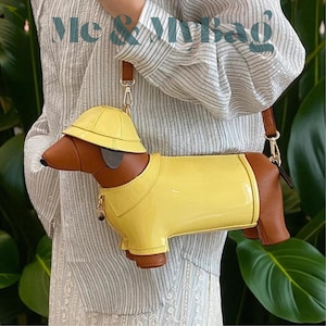 Dachshund Crossbody Bag: Novelty Dog Purse with Raincoat