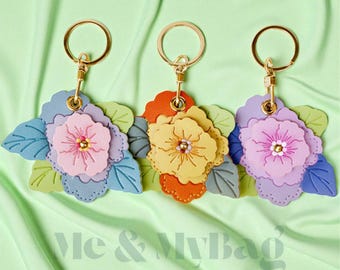 Floral Faux Leather AirTag Holder – Colorful Flower Keychain