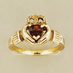 Claddagh-ring met edelsteenhart in antiek brons Ierse Keltische claddagh-ring voor vrouwen edelsteenbelofte ring Keltische liefdesring voor haar