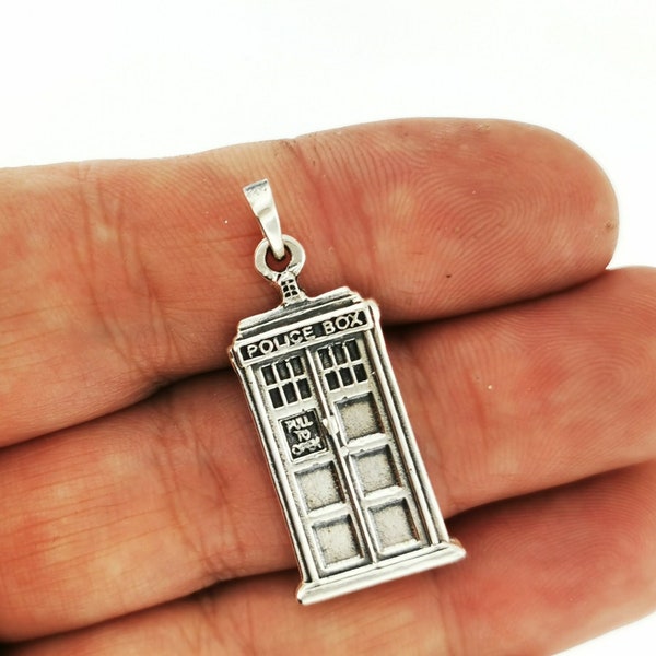 Handgefertigter Tardis-Charm-Anhänger von Dr. Who, Dr. Who-Anhänger, Sci-Fi-Anhänger, Telefonbox-Anhänger, Polizeibox-Anhänger, Geeky-Geschenke