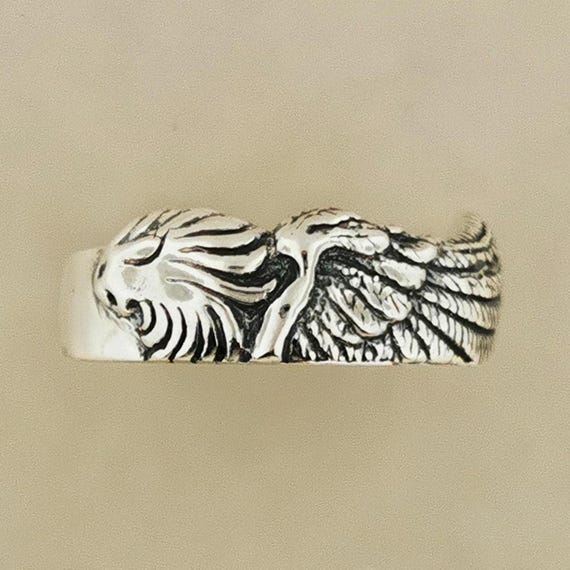 Ladies FFVIII Squall Griever Ring in Sterling Silver or Antique Bronze FF8 Sleeping Lion Ring Final Fantasy Ring Final Fantasy 8 Ring