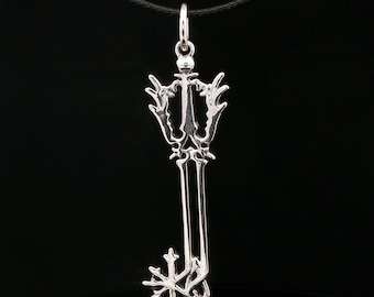 Kingdom Hearts Oathkeeper Keyblade Pendant KH Keyblade Pendant Video Game Pendant
