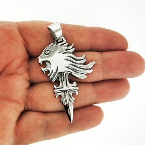 Final Fantasy 8 Sleeping Lionheart Pendant - Etsy