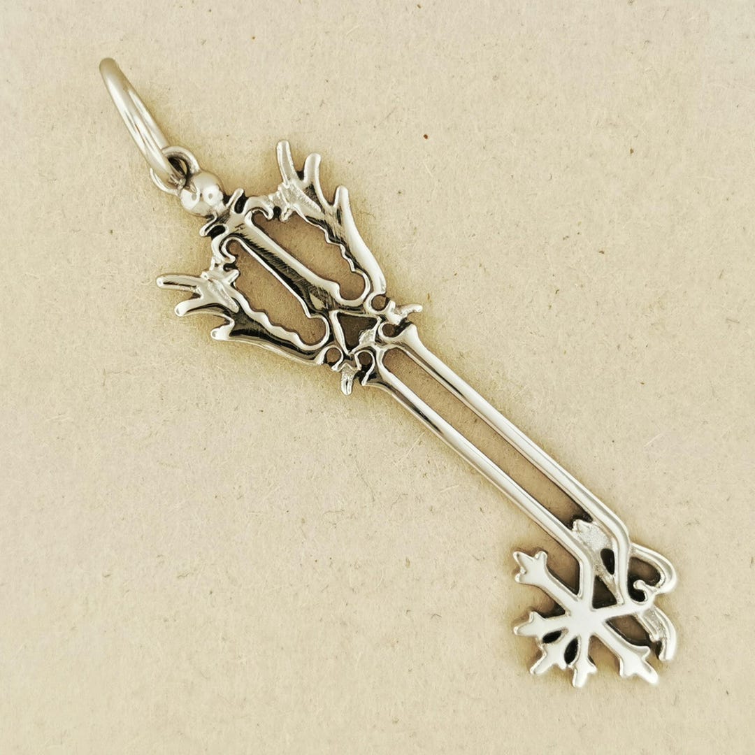 Kingdom Hearts Oathkeeper Keyblade Pendant in Stainless Steel KH ...