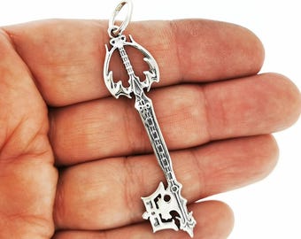 Kingdom Hearts Oblivion Keyblade Pendant KH Keyblade Pendant Video Game Pendant