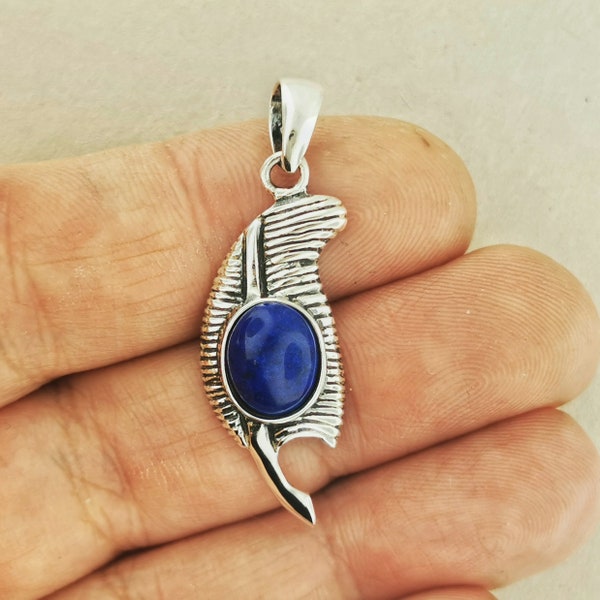 Feather of Ma'at Pendant in Sterling Silver, Egyptian Feather Pendant, Egyptian Goddess Pendant, Goddess of Truth Pendant